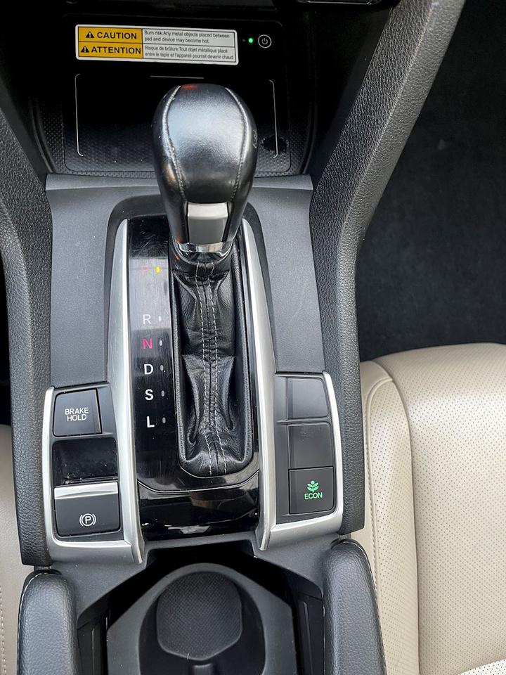 2016 Honda Civic Sedan Touring Photo