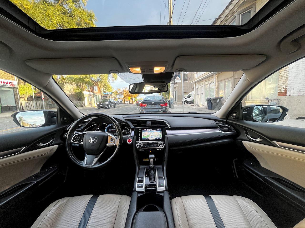 2016 Honda Civic Sedan Touring Photo