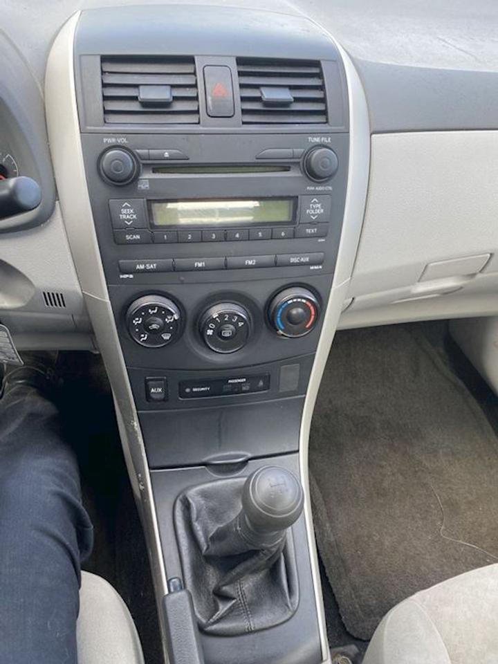 2009 Toyota Corolla CE/S/LE Photo