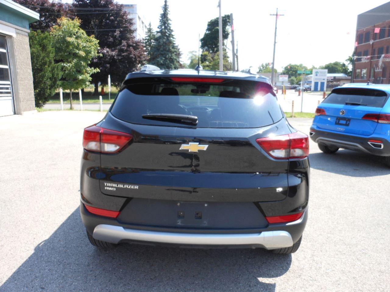2022 Chevrolet TrailBlazer LT Photo5