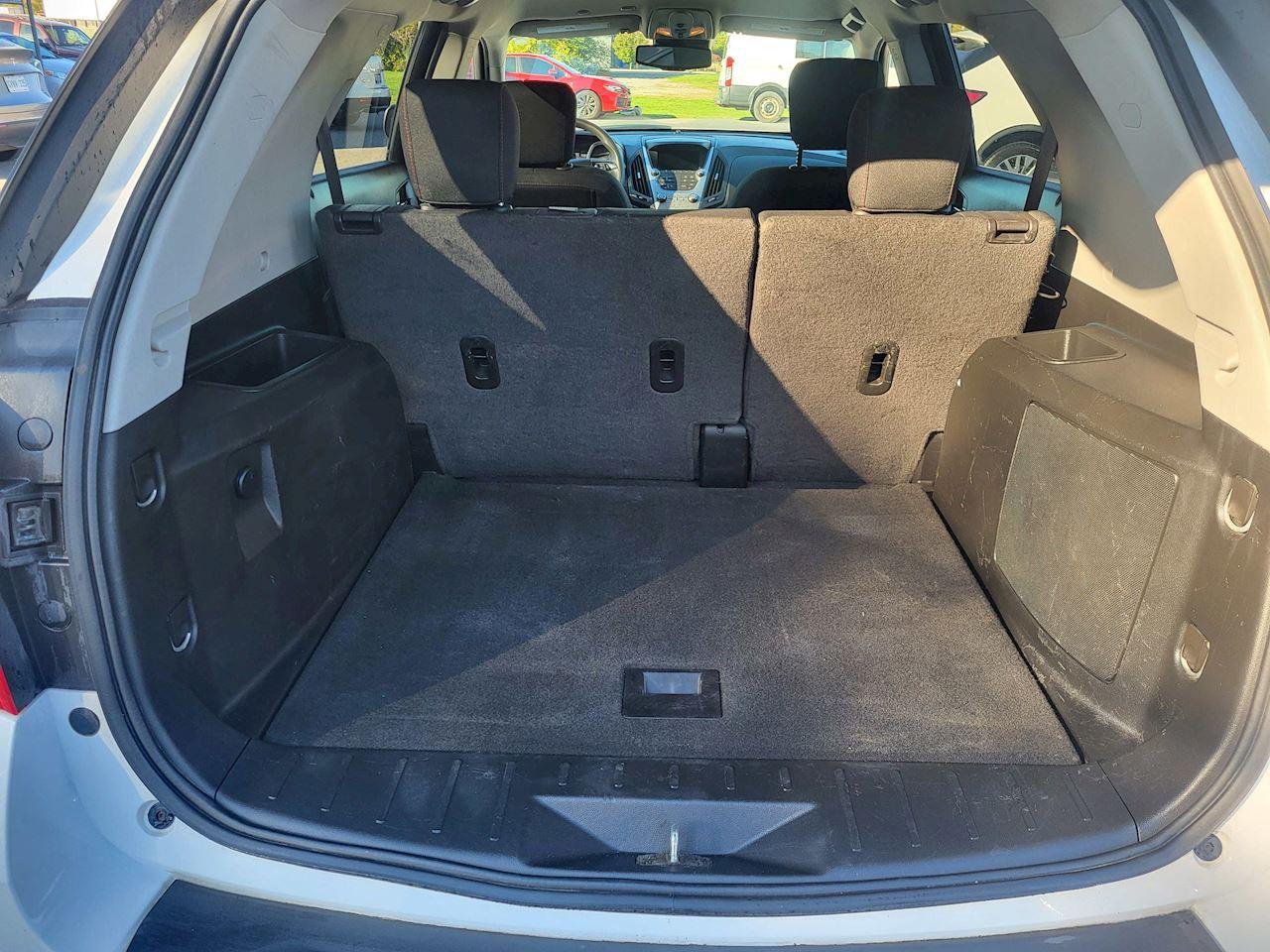 2017 Chevrolet Equinox LS Photo