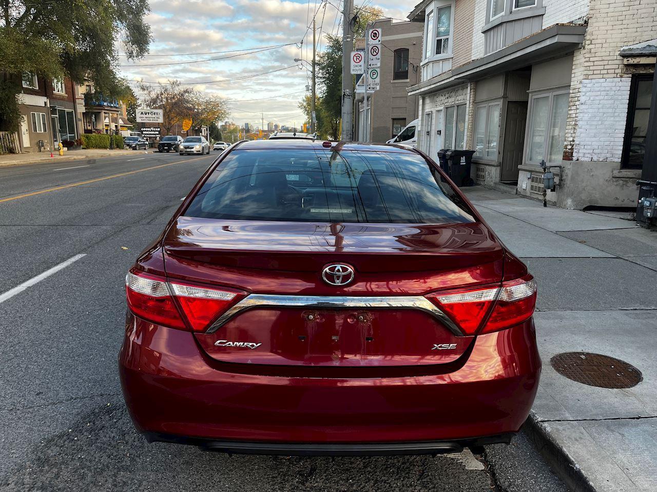 2015 Toyota Camry XSE Photo