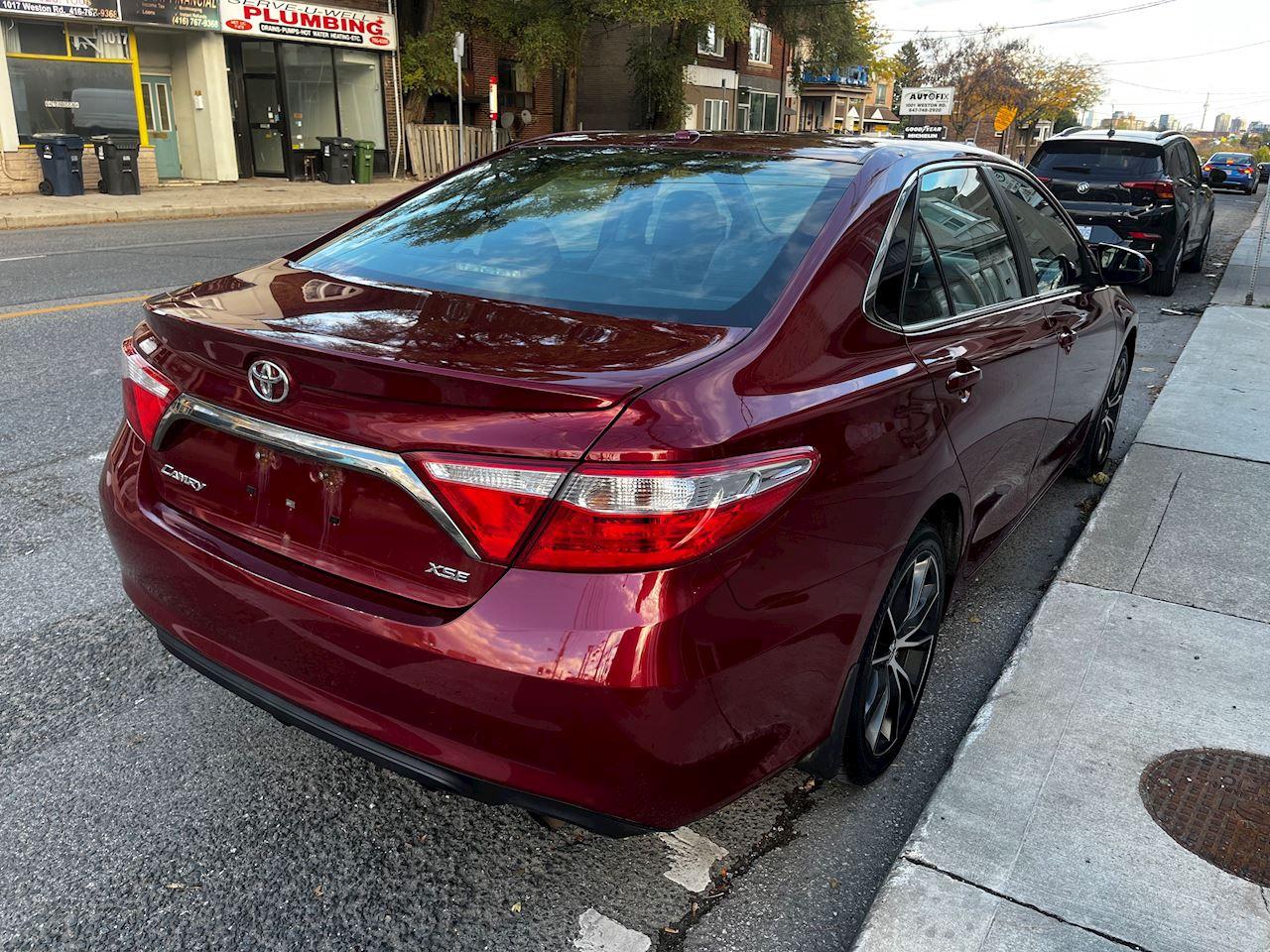 2015 Toyota Camry XSE Photo