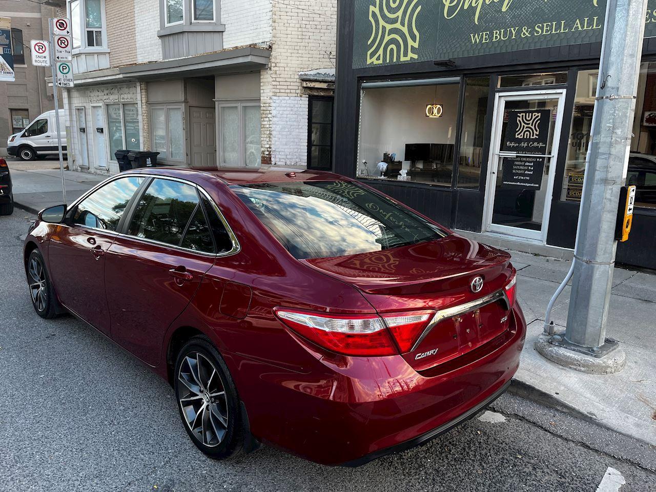 2015 Toyota Camry XSE Photo