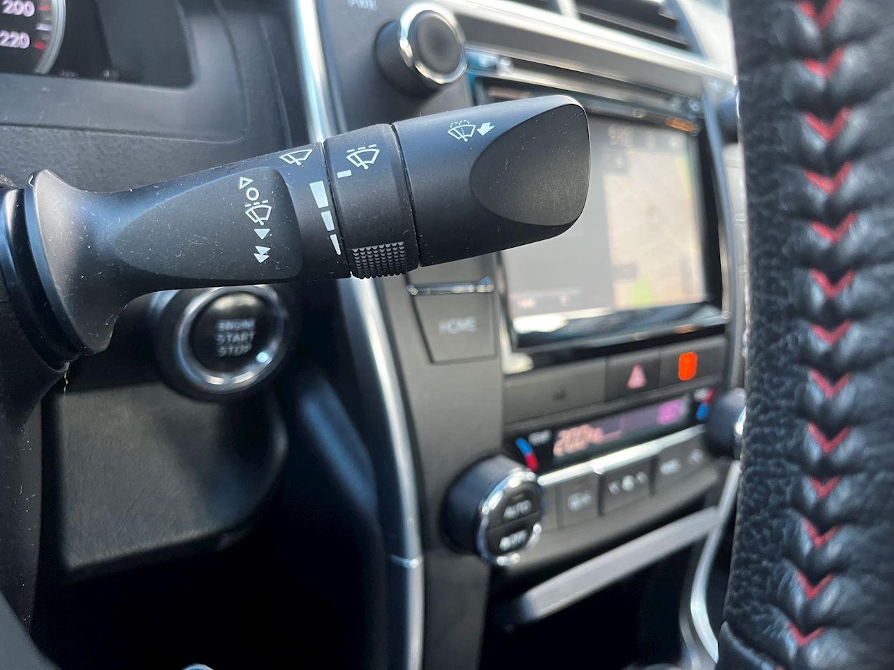 2015 Toyota Camry XSE Photo