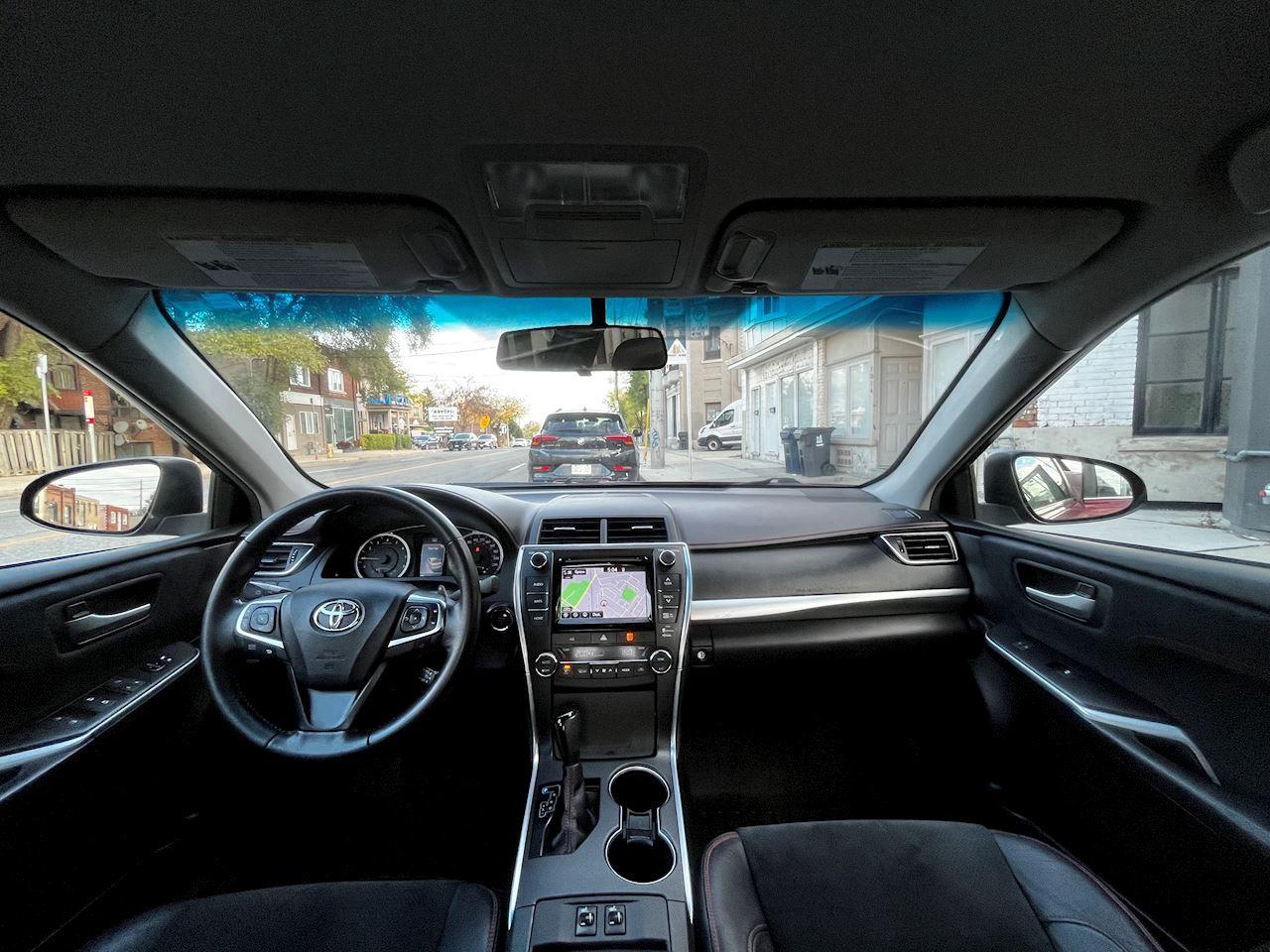 2015 Toyota Camry XSE Photo