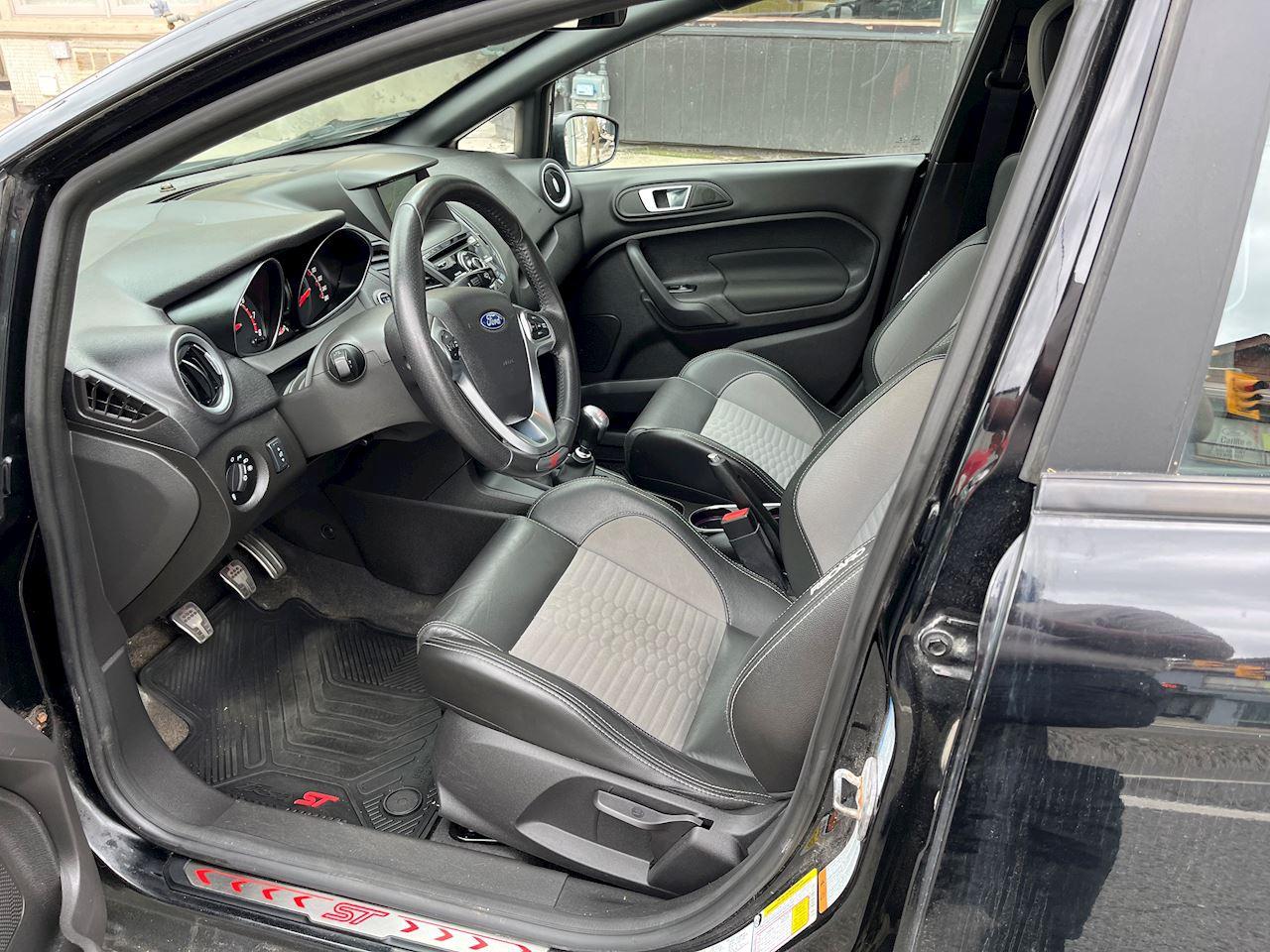 2018 Ford Fiesta ST Photo