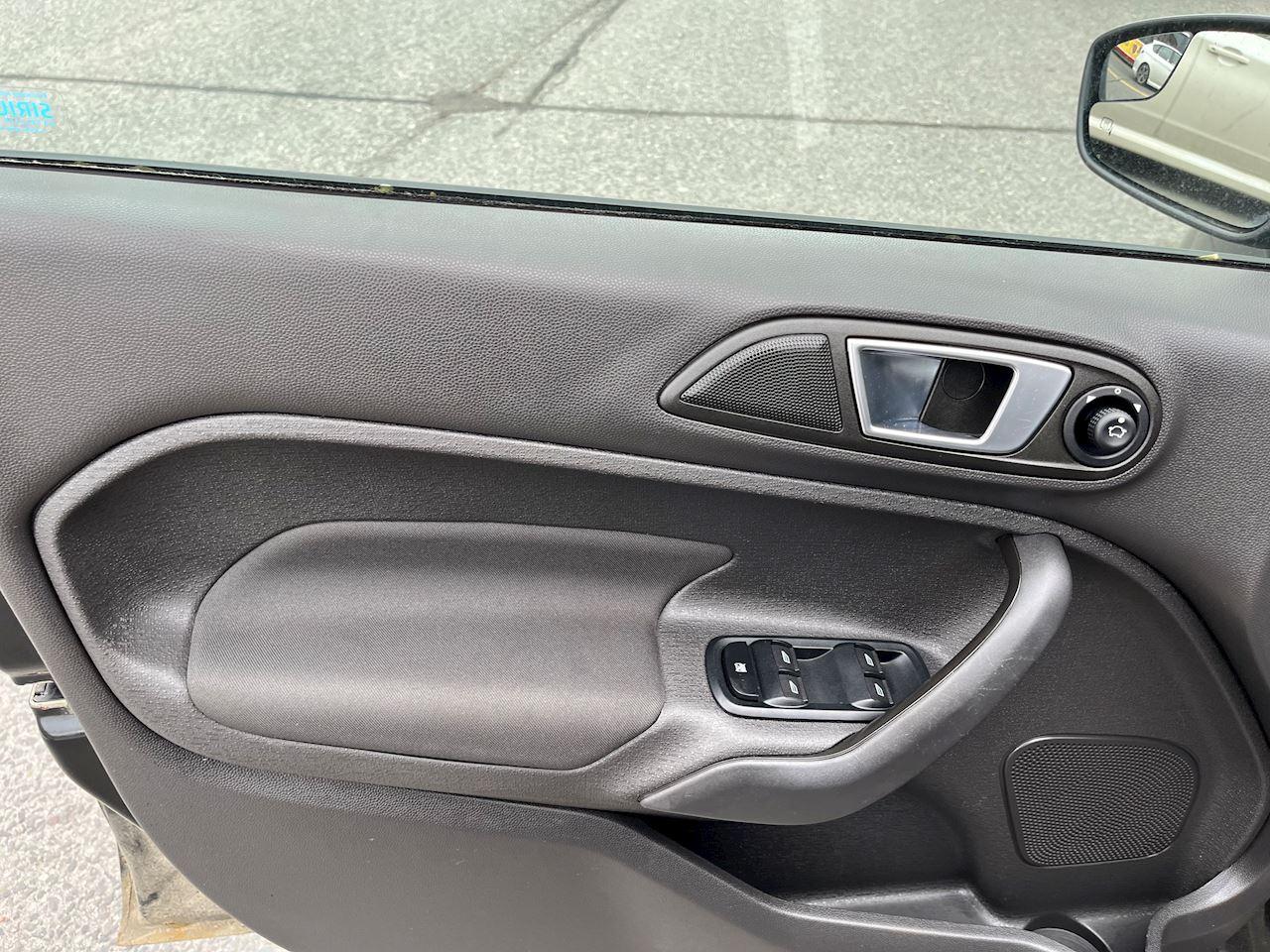 2018 Ford Fiesta ST Photo