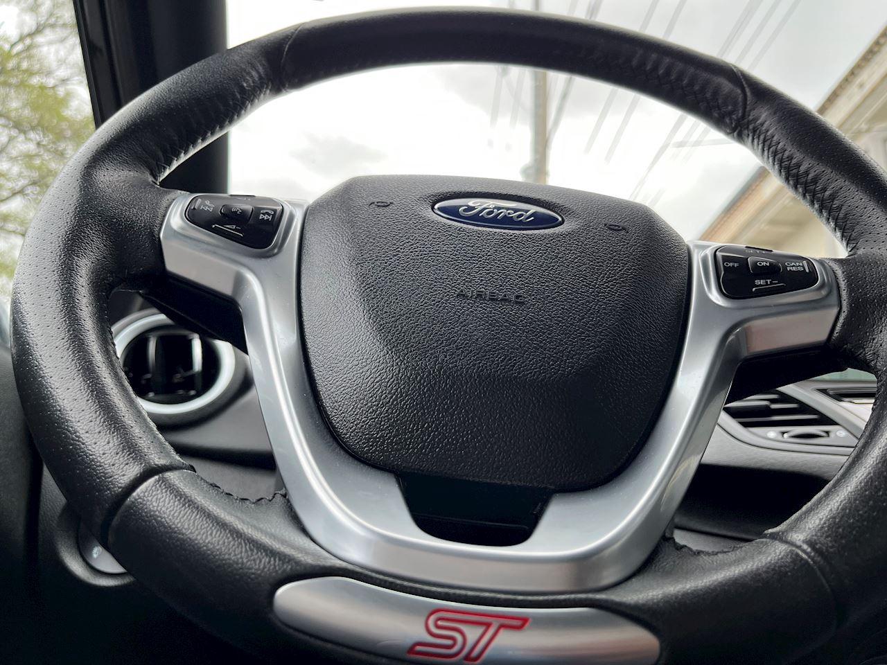 2018 Ford Fiesta ST Photo