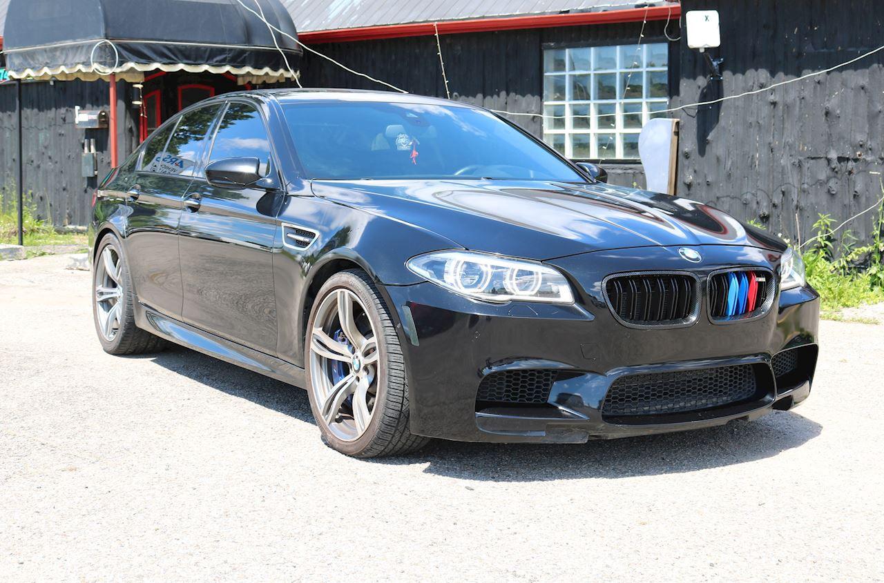 2015 BMW M5 Twin Turbo Photo