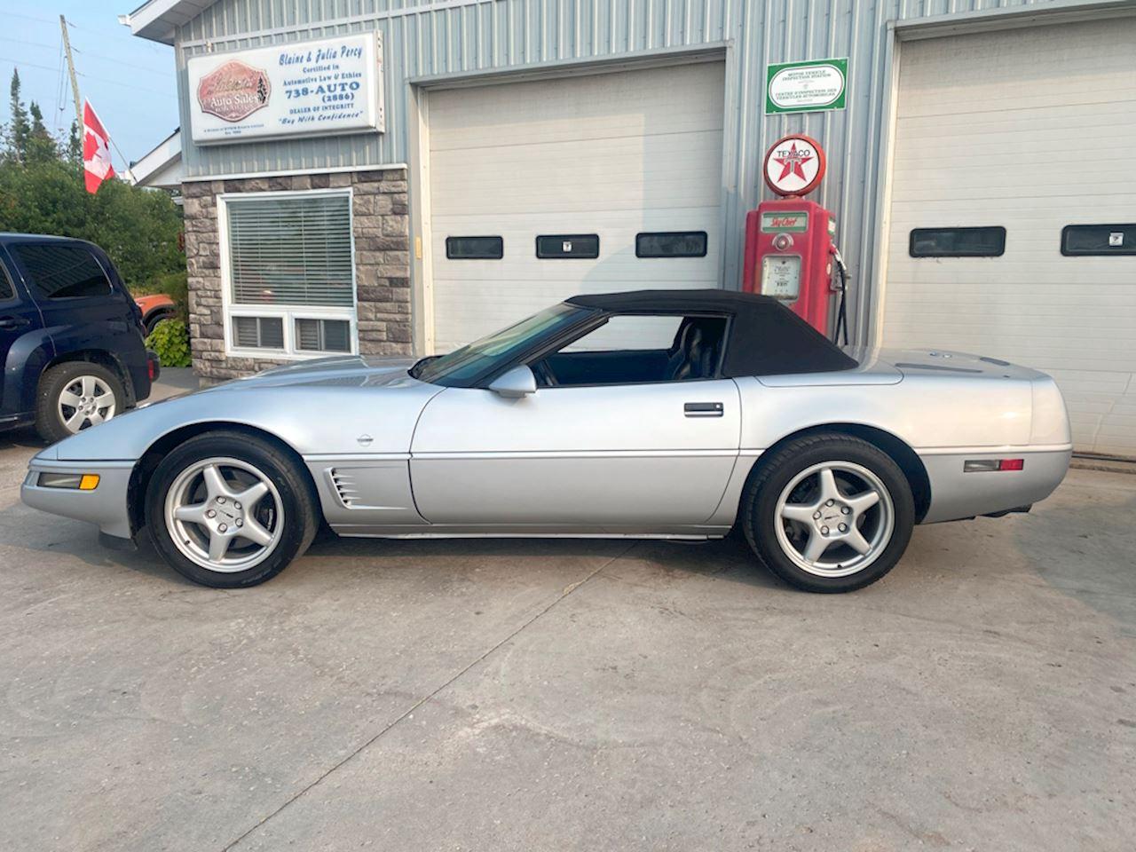 1996 Chevrolet Corvette Collectors Edition Convertible Photo