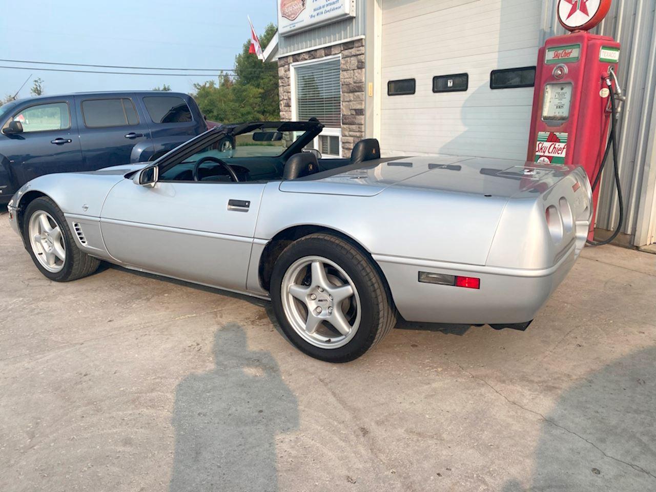 1996 Chevrolet Corvette Collectors Edition Convertible Photo