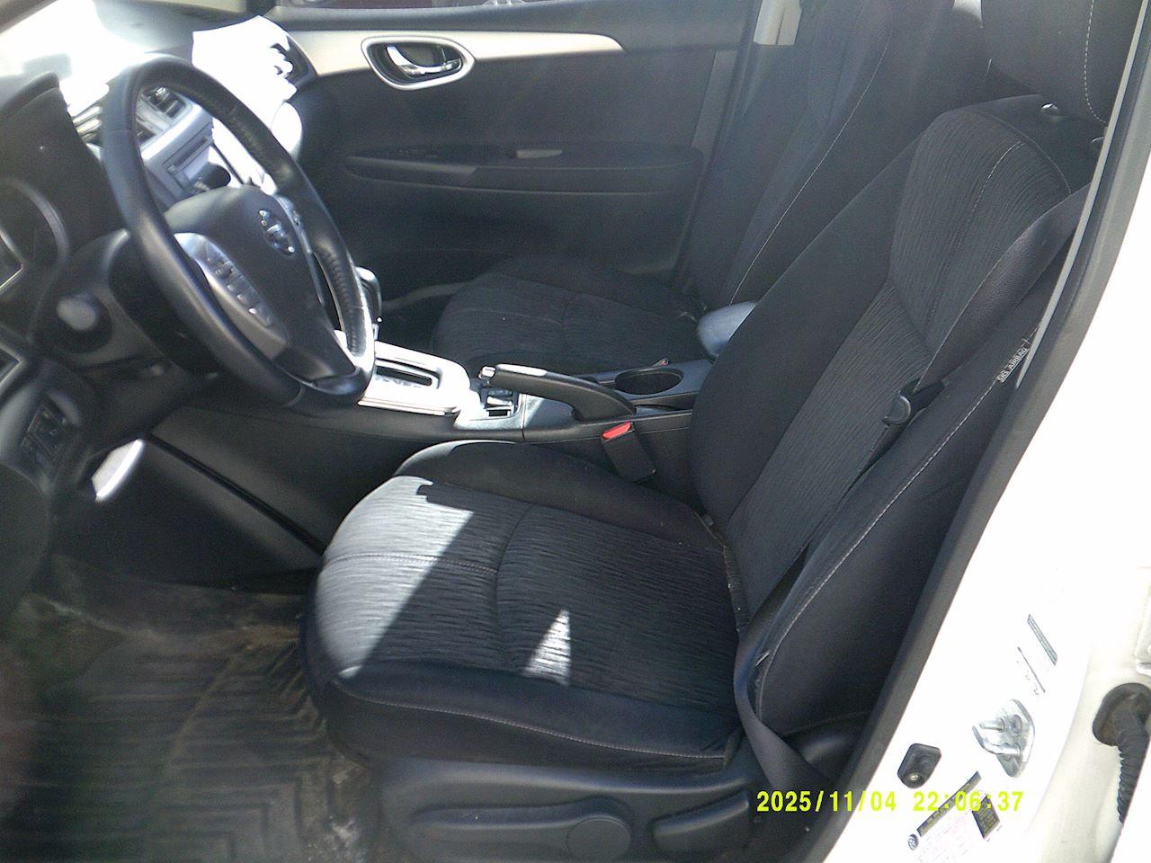 2014 Nissan Sentra S/SV/SR/SL Photo