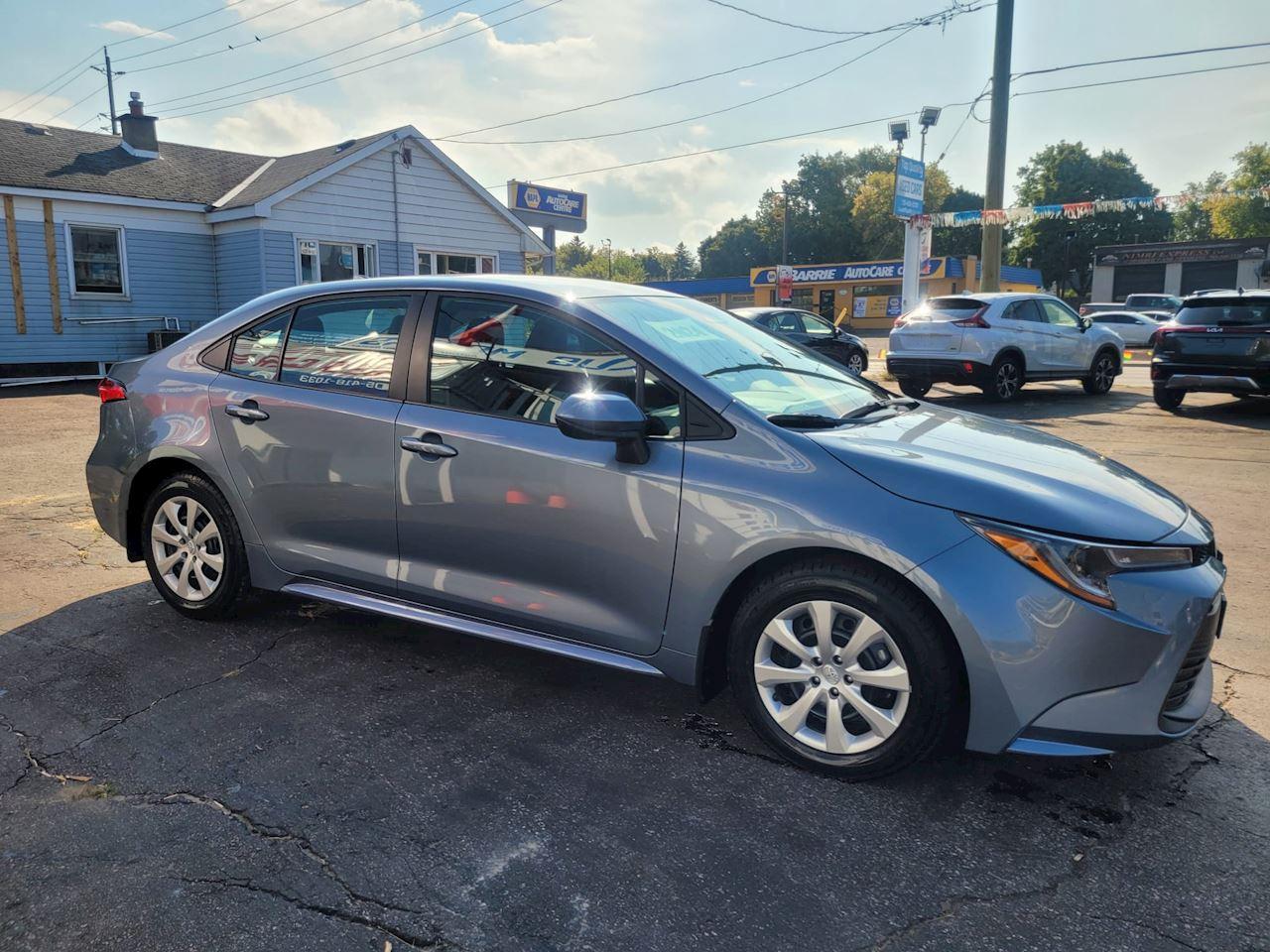 2024 Toyota Corolla L/LE Photo