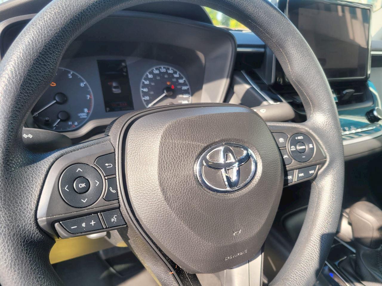 2024 Toyota Corolla L/LE Photo