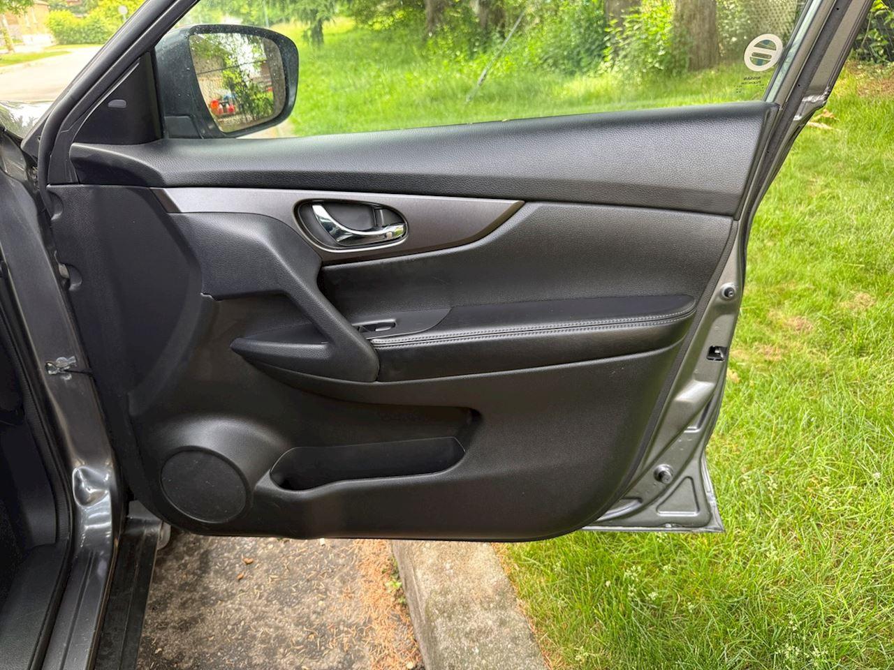 2014 Nissan Rogue S/SV/SL Photo