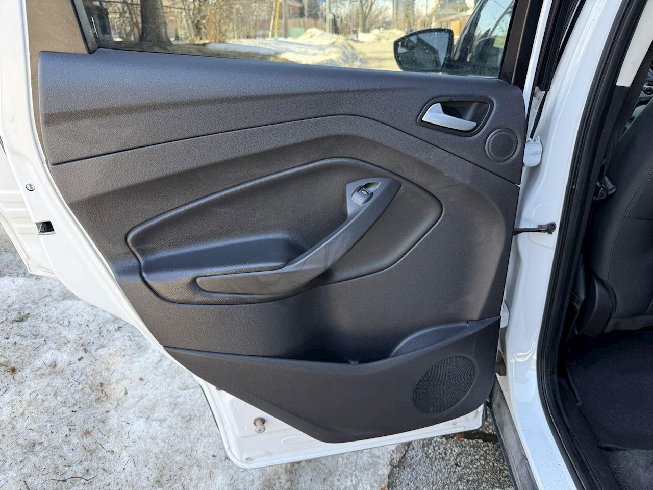 2016 Ford Escape SE Photo