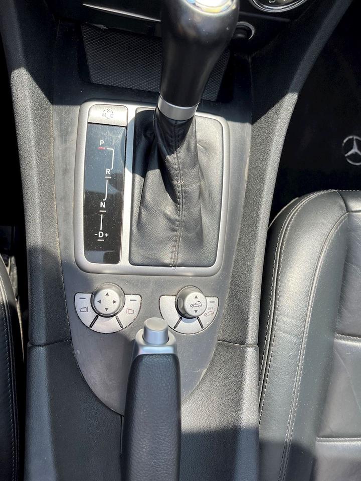 2005 Mercedes-Benz SLK-Class 5.5L AMG Photo