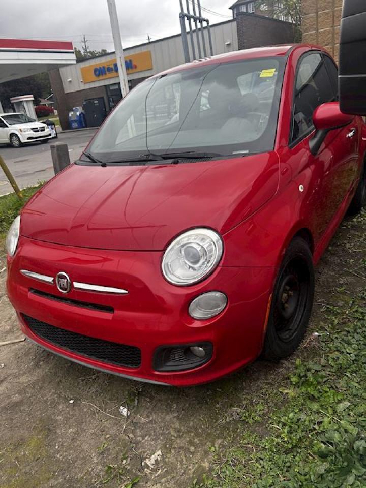 2015 Fiat 500 Sport Photo