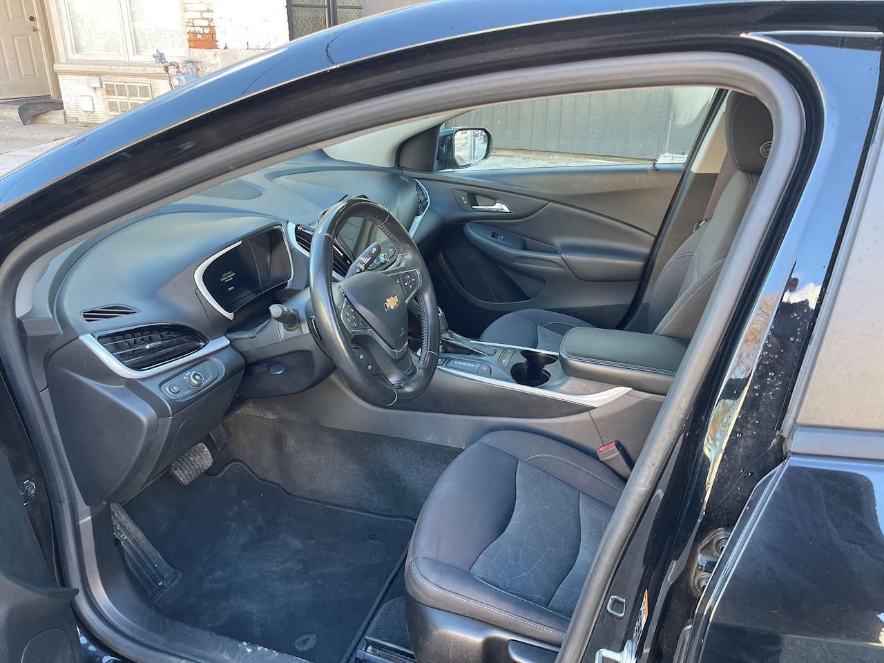 2016 Chevrolet Volt LT Photo