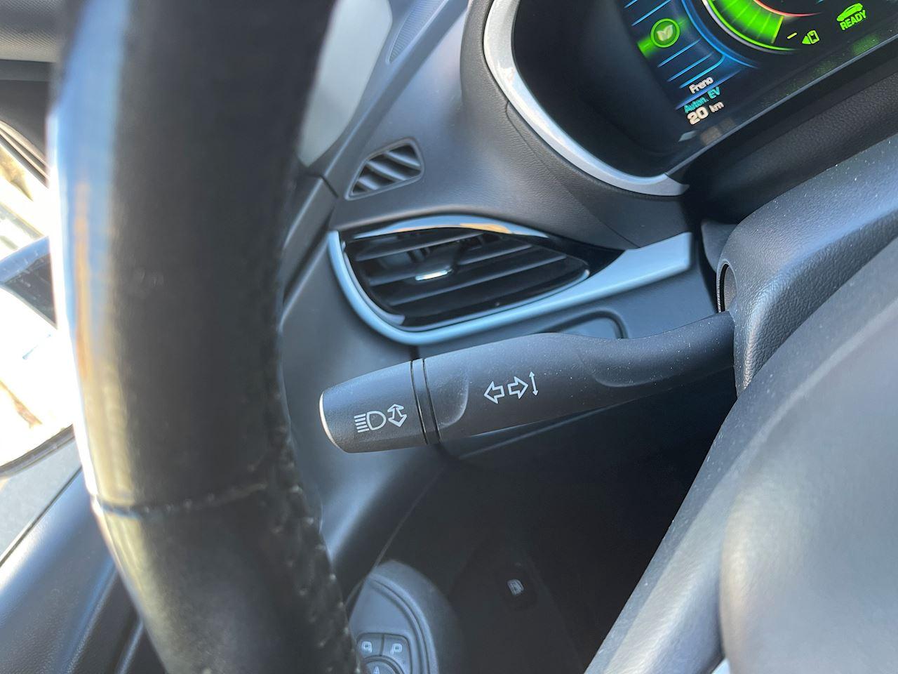 2016 Chevrolet Volt LT Photo