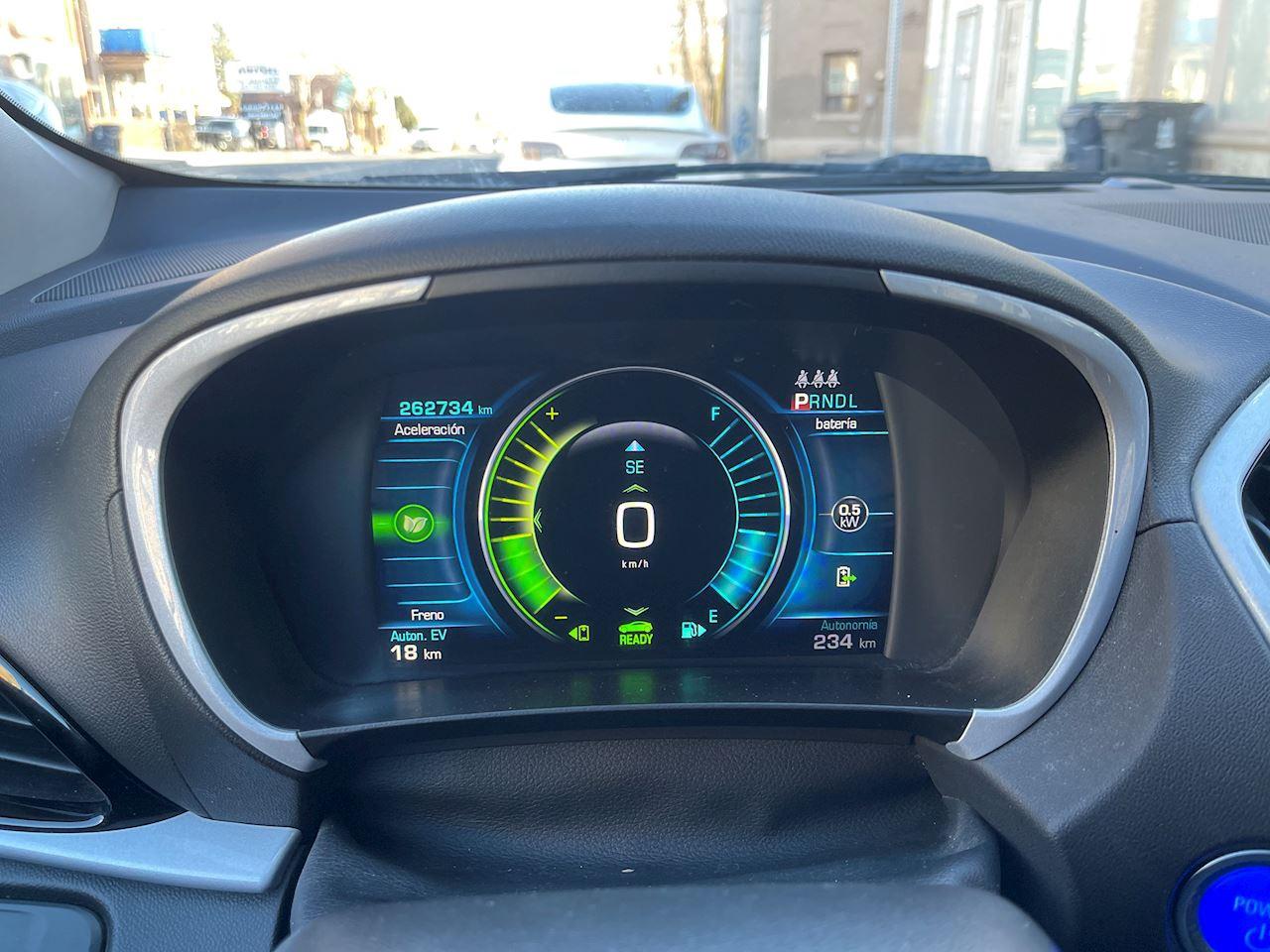 2016 Chevrolet Volt LT Photo