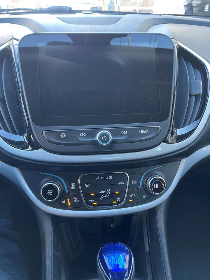 2016 Chevrolet Volt LT Photo