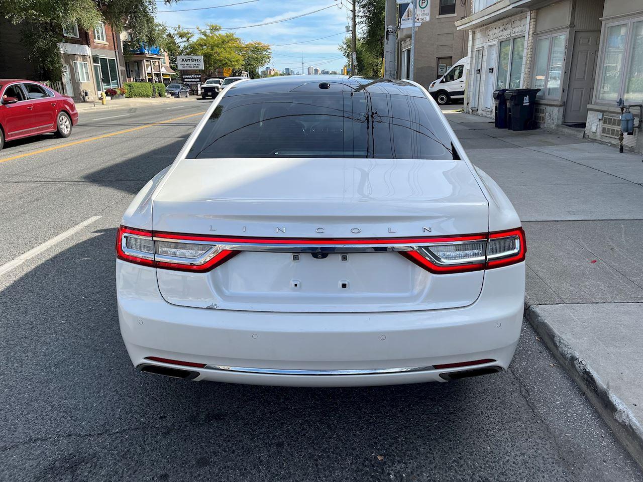 2017 Lincoln Continental Reserve Photo4