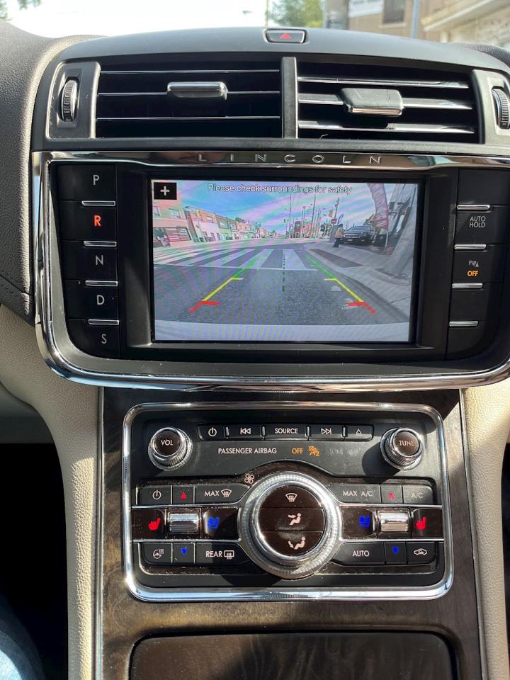 2017 Lincoln Continental Reserve Photo