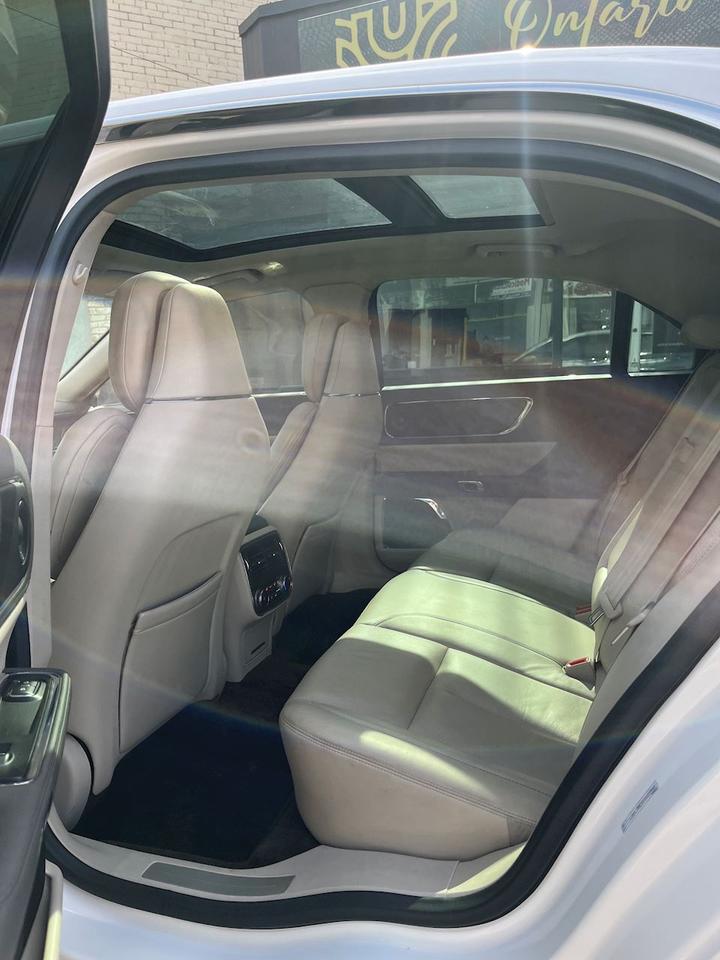 2017 Lincoln Continental Reserve Photo
