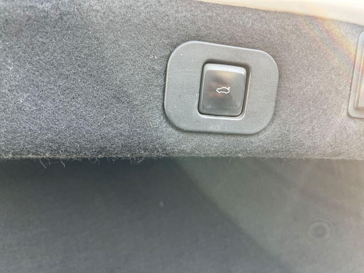 2017 Lincoln Continental Reserve Photo