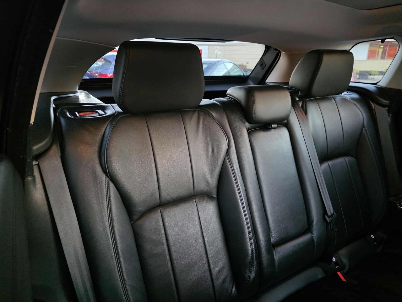 2018 Land Rover Range Rover Evoque SE 4WD Photo