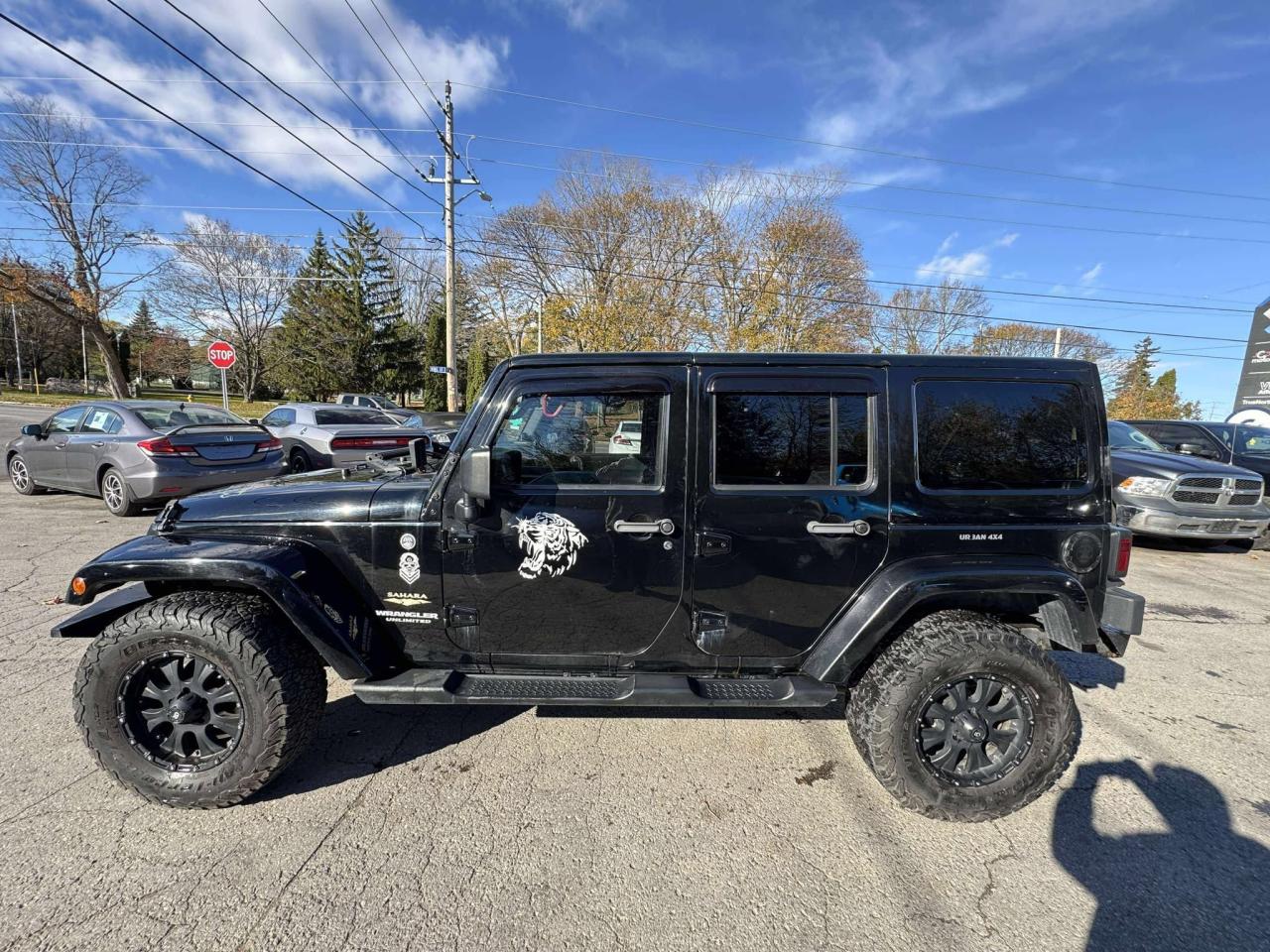 2014 Jeep Wrangler Unlimited Sahara - Photo #4
