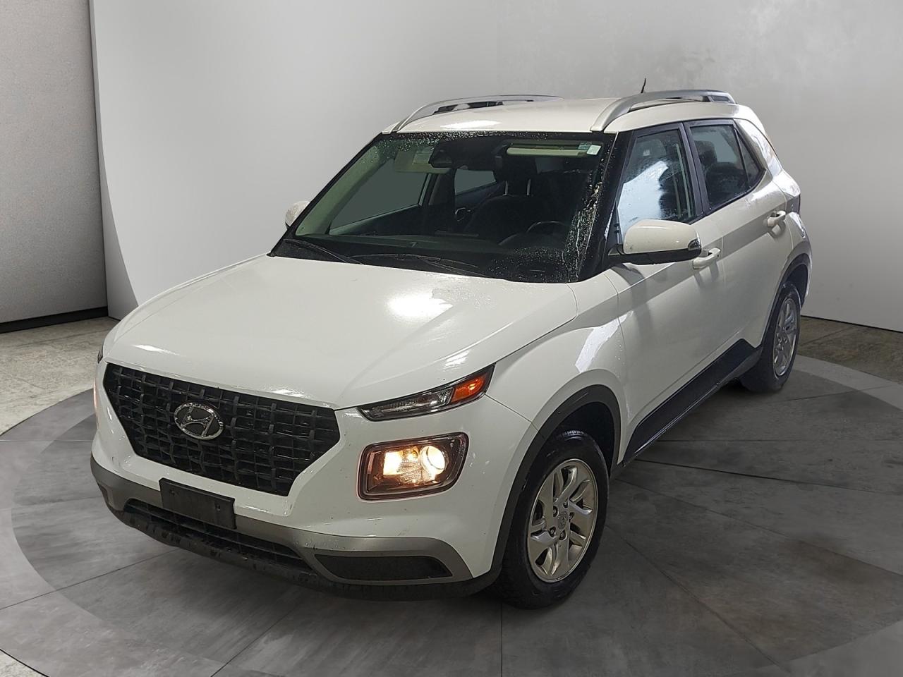 2023 Hyundai Venue PREFERRED Photo0