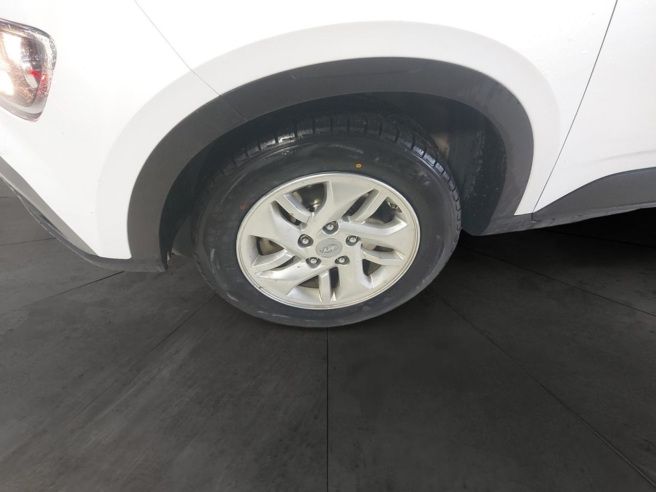 2023 Hyundai Venue PREFERRED Photo