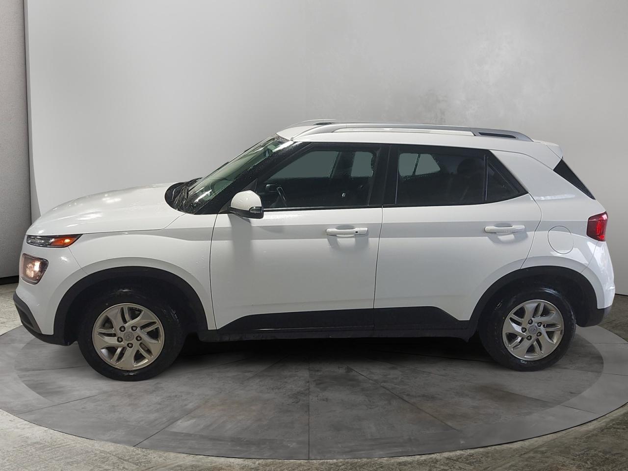 2023 Hyundai Venue PREFERRED Photo