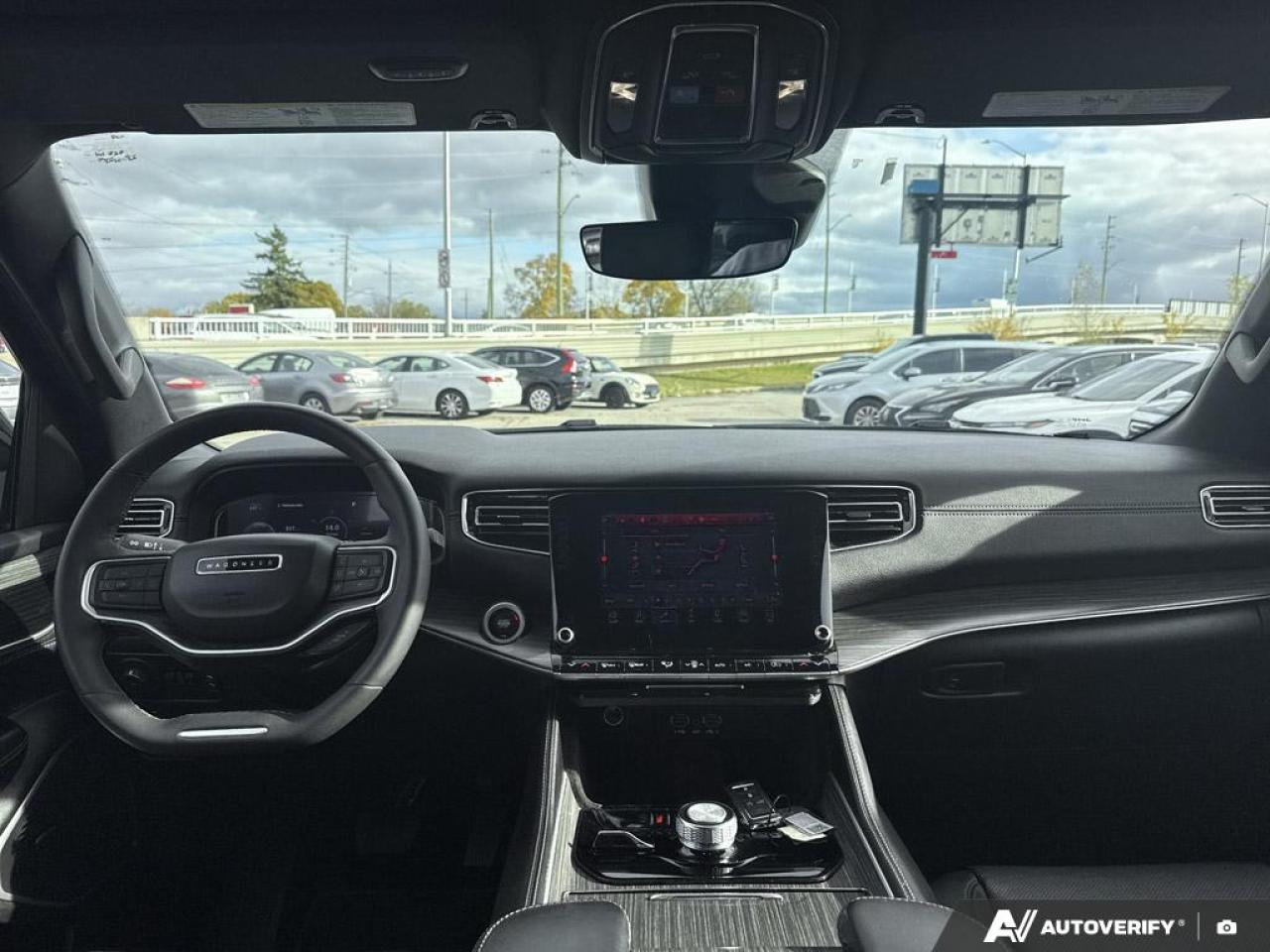 2023 Jeep Wagoneer SERIES II / NO ACCIDENTS / 4X4 / NAV / LEATHER / Photo