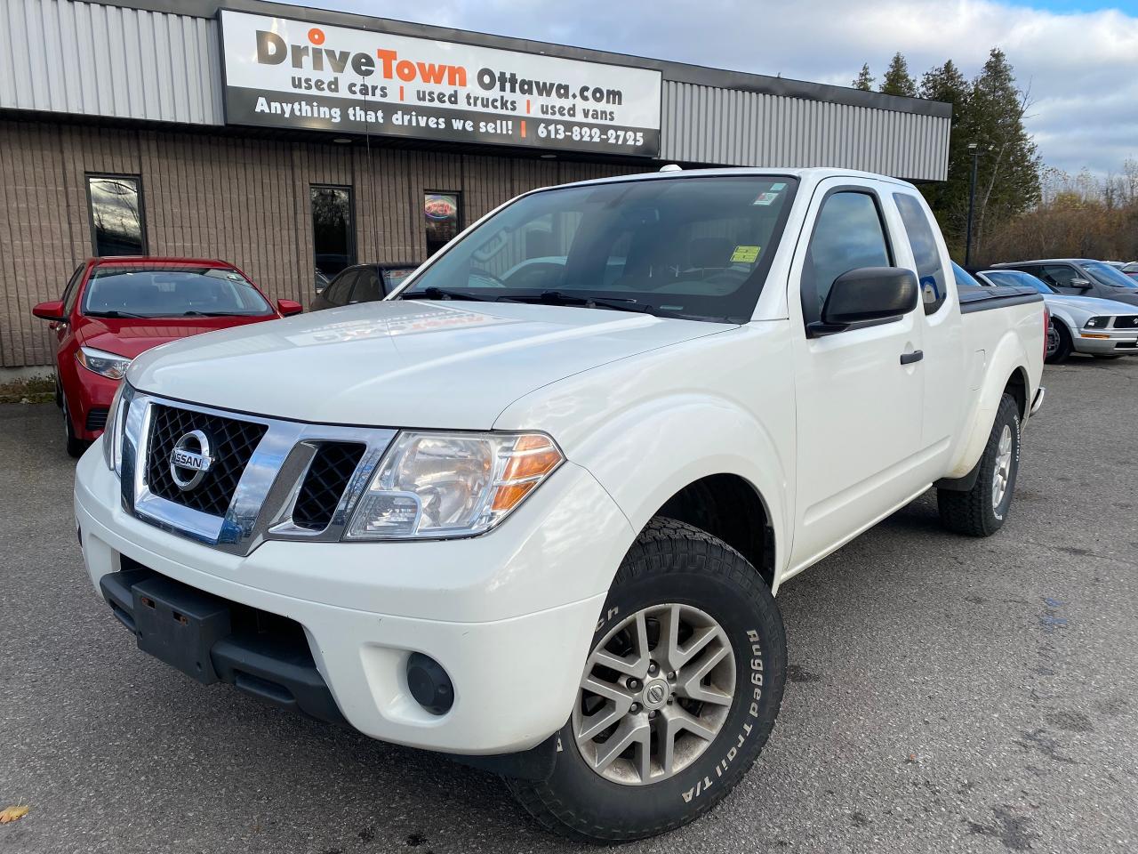 2015 Nissan Frontier SV - Photo #1