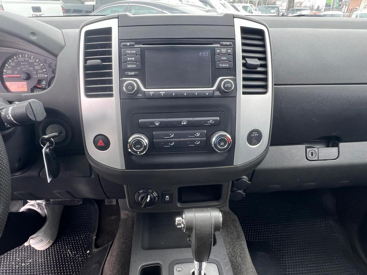 2015 Nissan Frontier SV Photo