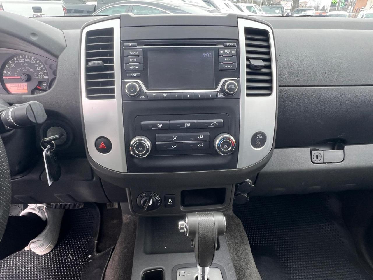 2015 Nissan Frontier SV Photo