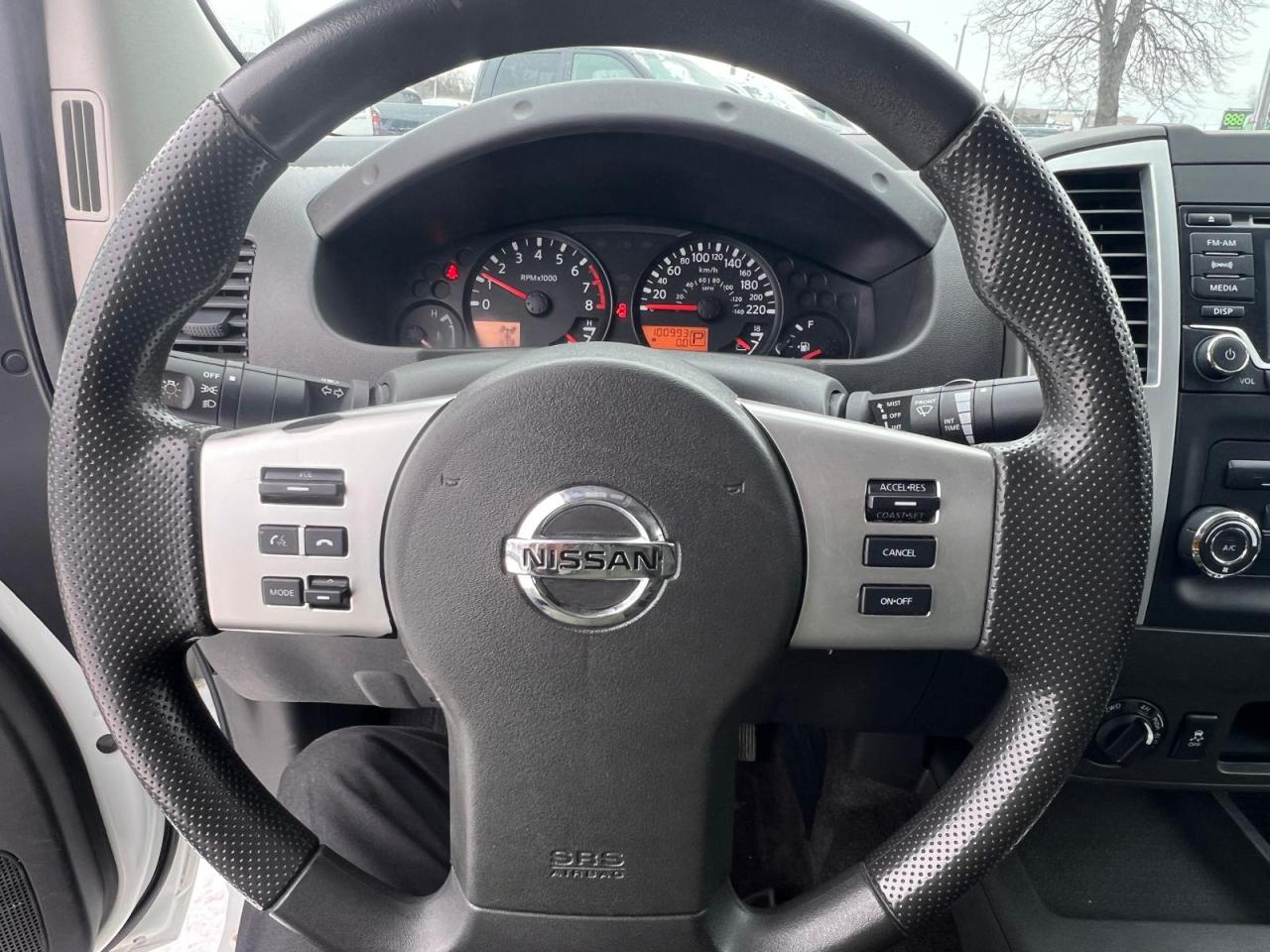 2015 Nissan Frontier SV Photo