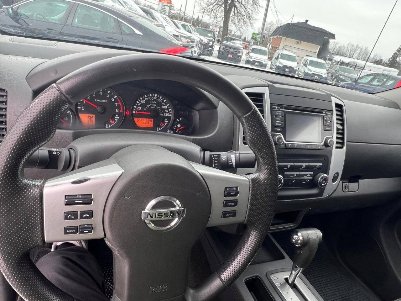 2015 Nissan Frontier SV Photo