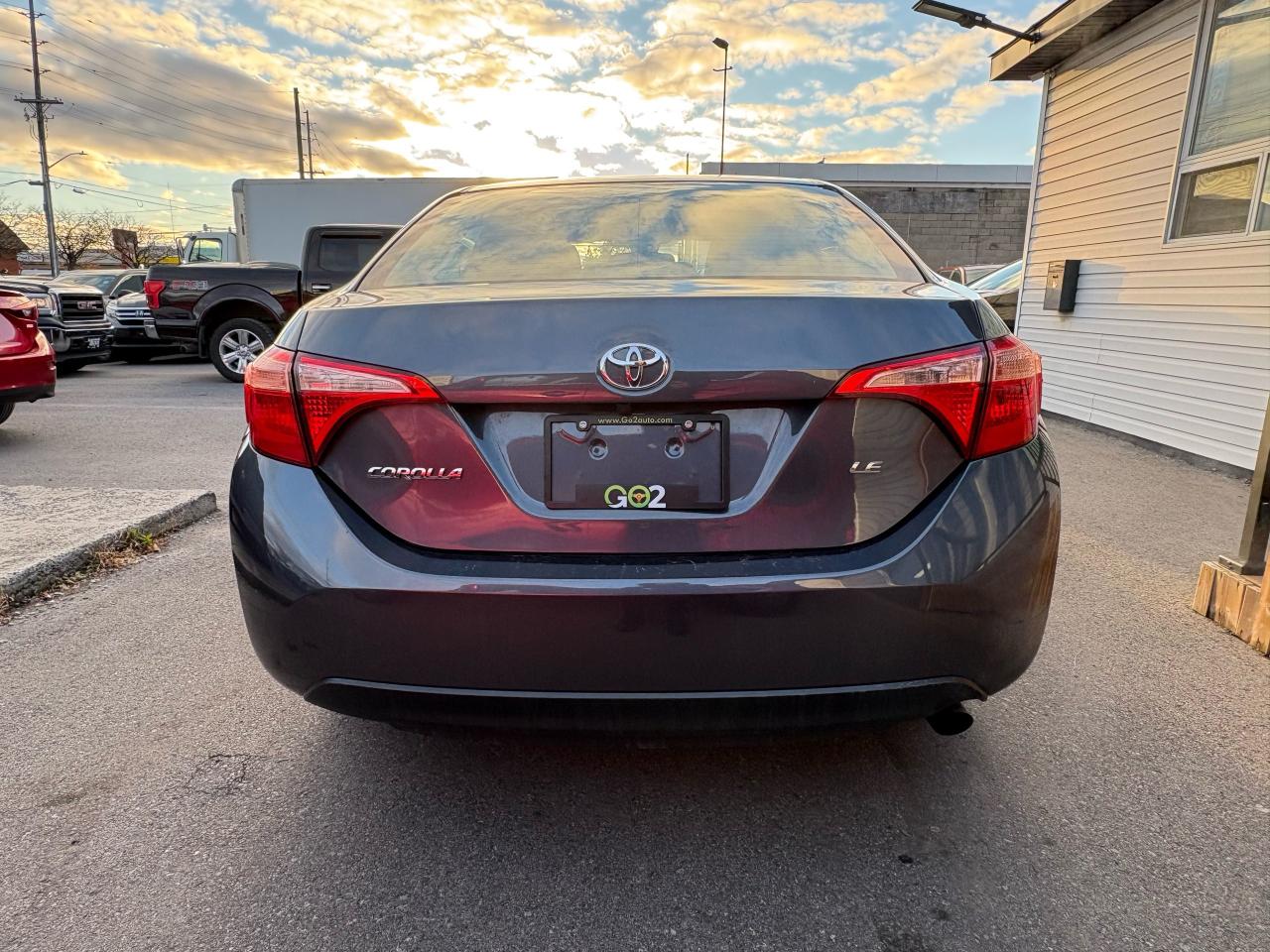 2017 Toyota Corolla LE - Photo #6