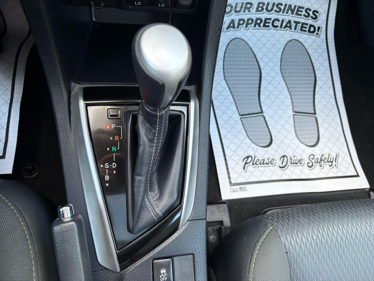 2017 Toyota Corolla LE - Photo #17