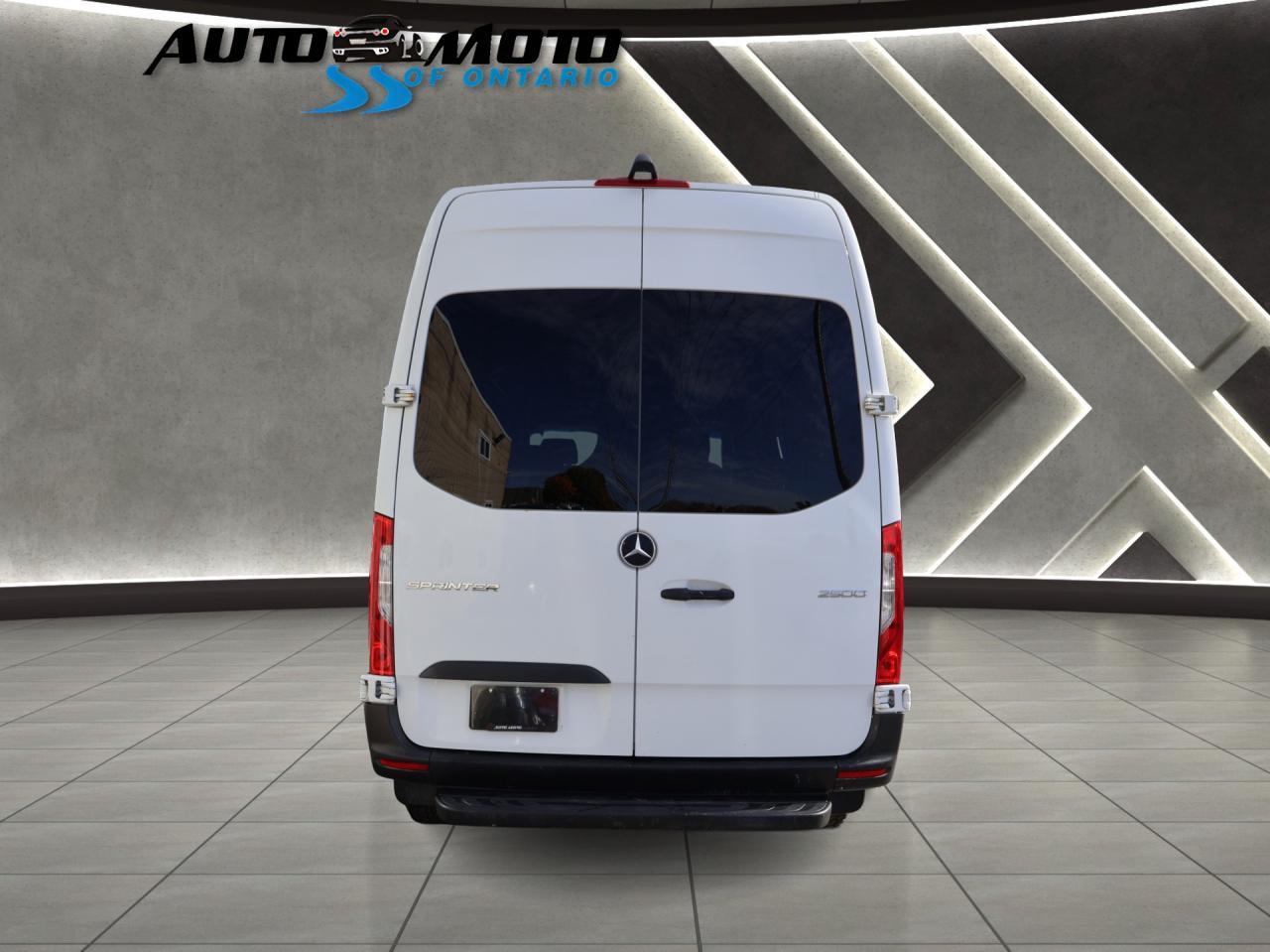 2020 Mercedes-Benz Sprinter 2500 144in. WB CERTIFIED *ACCIDENT FREE* CAMERA CRUISE ALLOYS - Photo #5