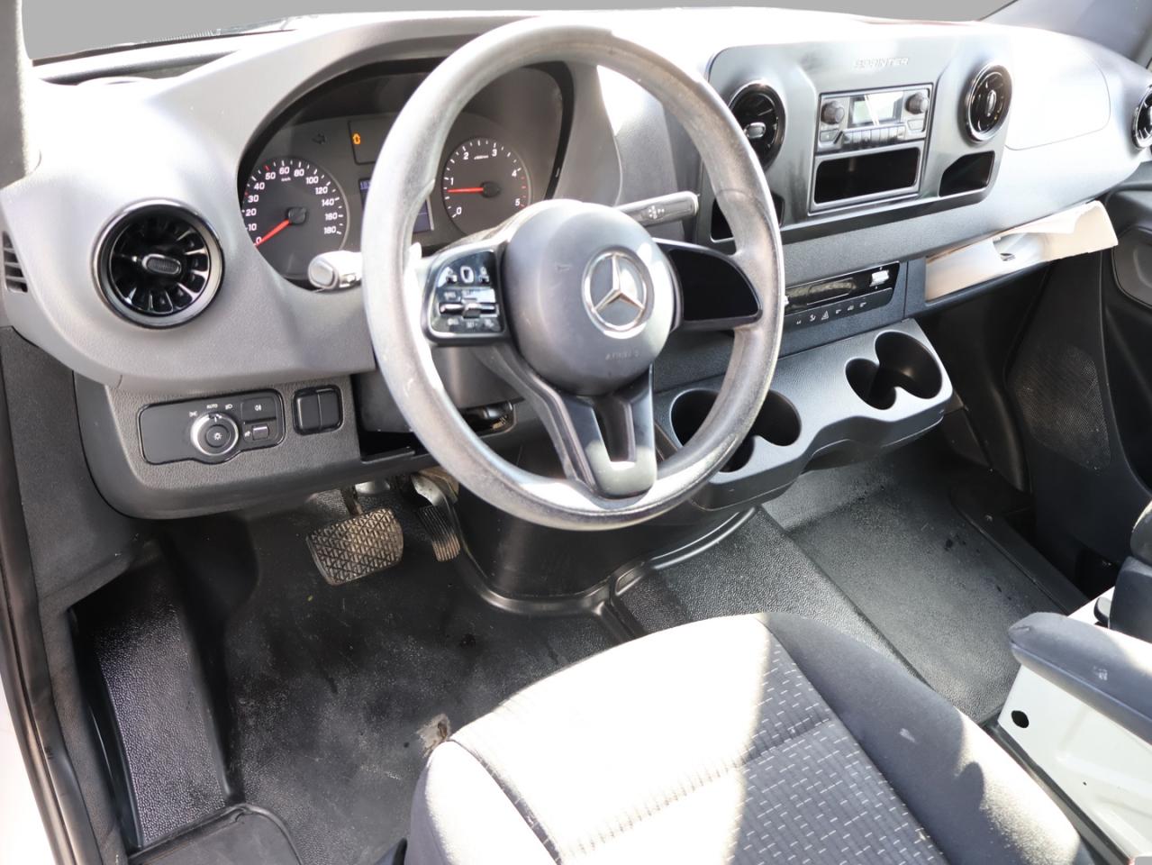 2020 Mercedes-Benz Sprinter 2500 144in. WB CERTIFIED *ACCIDENT FREE* CAMERA CRUISE ALLOYS - Photo #8