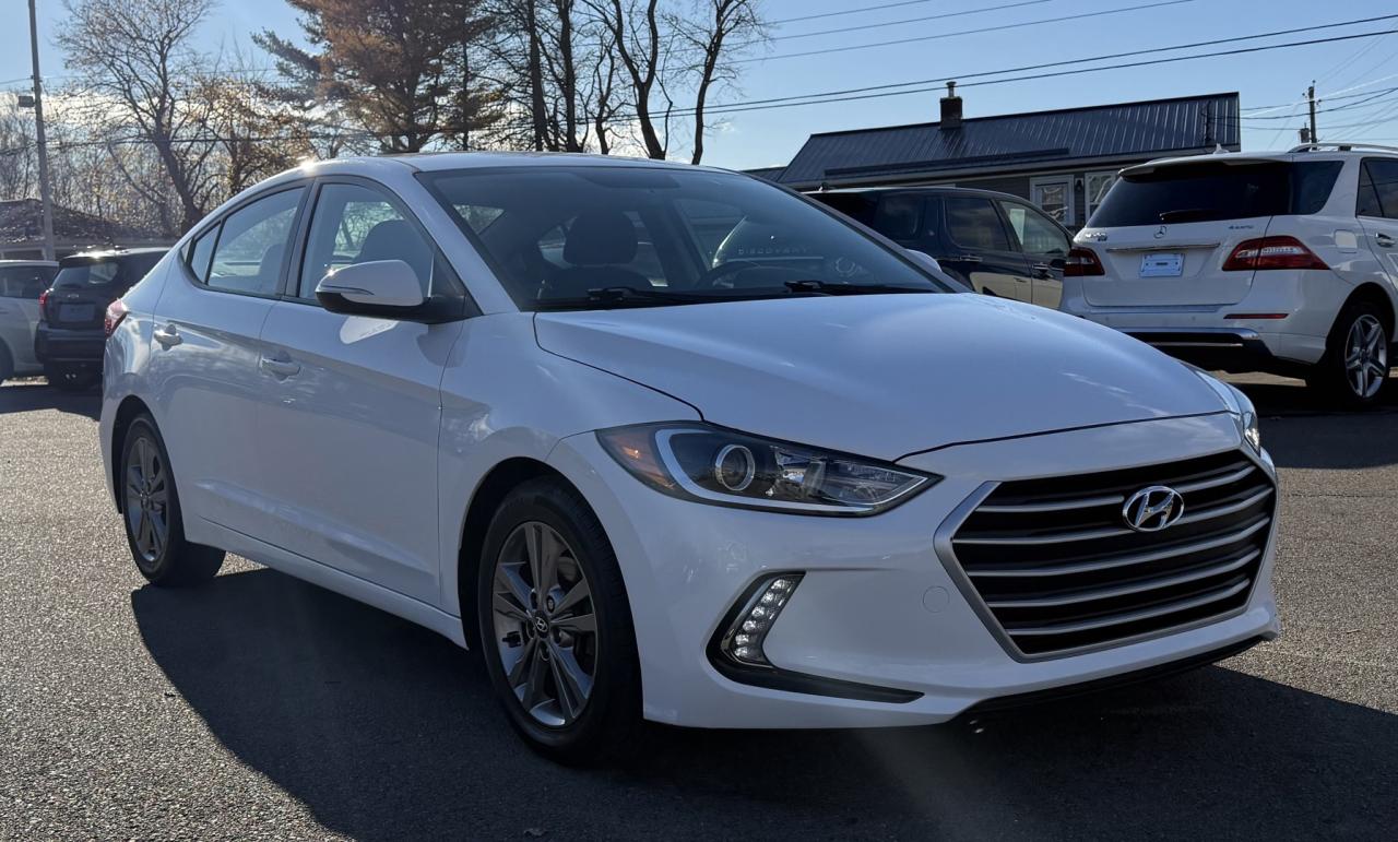 Used 2017 Hyundai Elantra GLS / HEATED SEATS / BLUETOOTH WITH APPLE CARPLAY & ANDROID AUTO / REVERSE CAMERA for sale in Truro, NS
