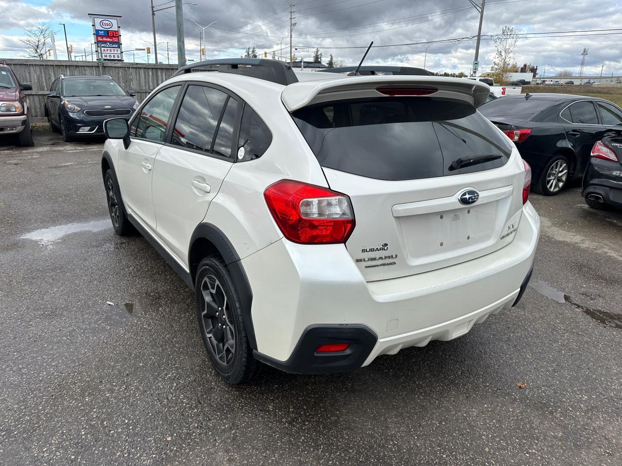2014 Subaru XV Crosstrek Premium - Photo #3
