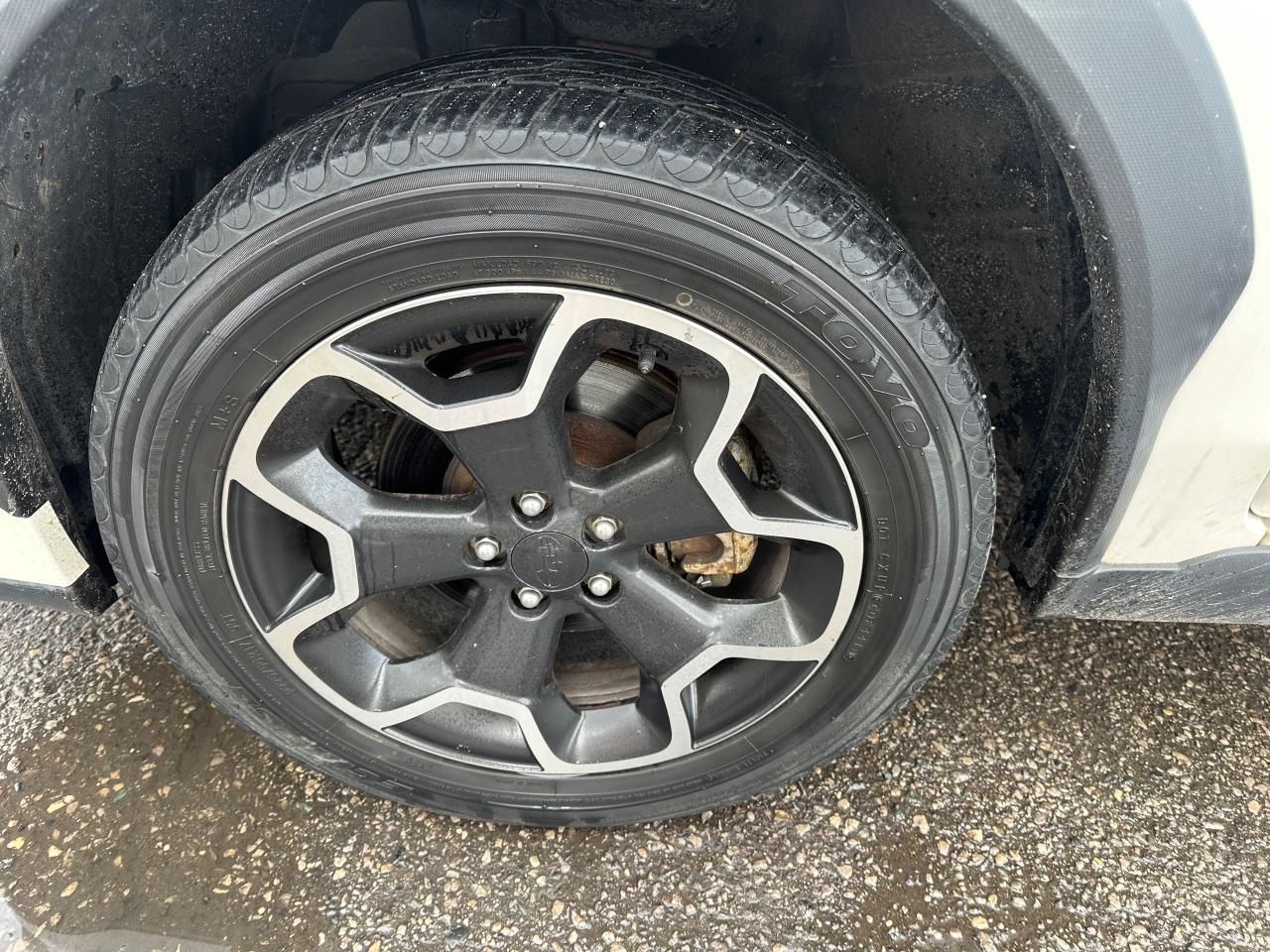 2014 Subaru XV Crosstrek Premium - Photo #9