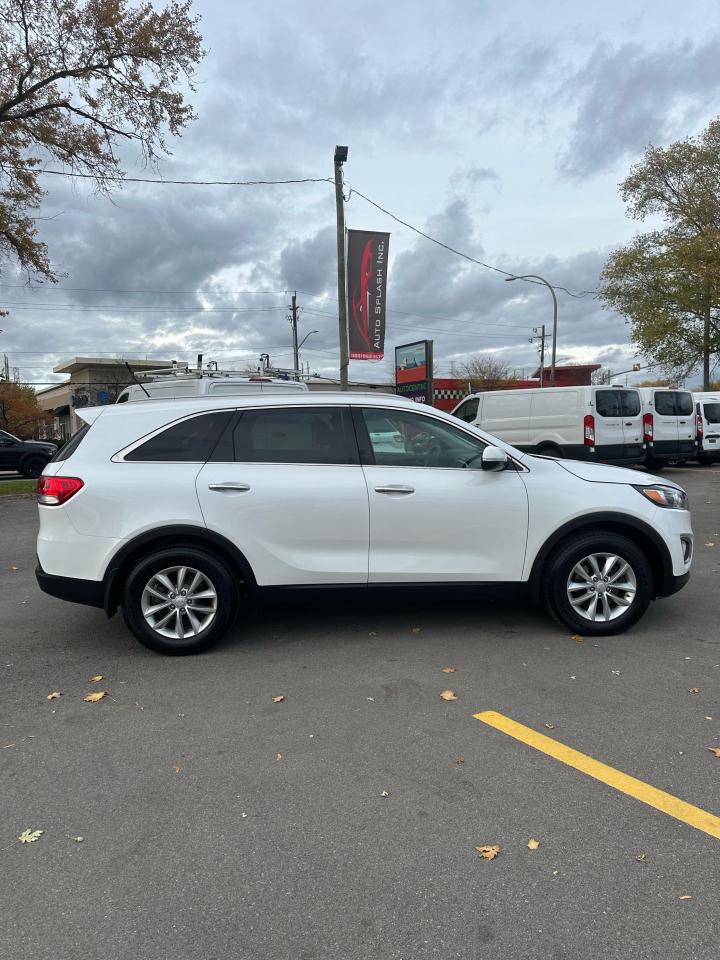 2018 Kia Sorento LX - Photo #6